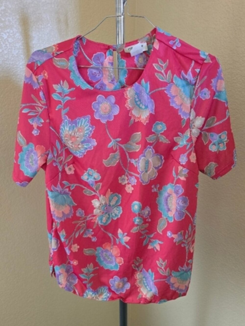 CW Classics Pullover Short Sleeve  Blouse